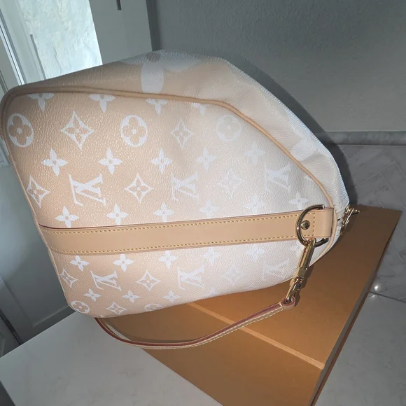 Louis Vuitton By The Pool Burme keepall 45 - Picture 11 of 16